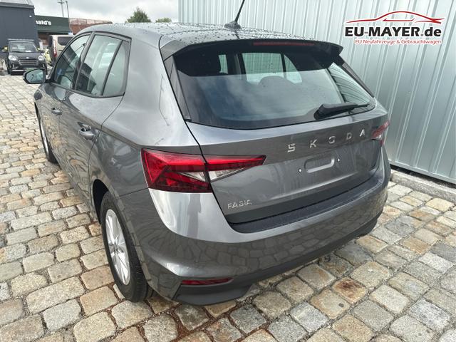 Skoda / Fabia / Grau / / / 130 Jahre 1.0 MPI 80 PS-Virtuelles Cockpit-AppleCarplay-Android-Auto-LED-Klima-Tempomat-R&uuml;ckfahrkamera-DAB-SHZ-15 Alu-sofort, Beispielbilder, ggf. teilweise mit Sonderausstattung