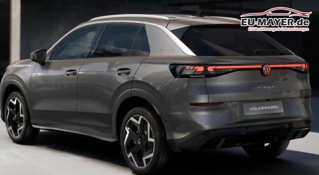 Volkswagen T-Roc R-Line Pano AHK Nav 5JGar BlackP 20Z EasyO 