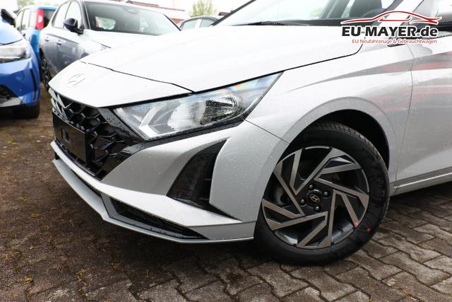 Hyundai i20 Select DCT Nav DigCo 16 CarPlay Kam PDC Temp 