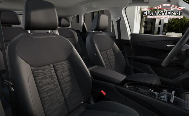 Audi Q3 Intense Tech LED+ KlimaP MMI+ Keyl PrivG 18Z eHK PDC+ 