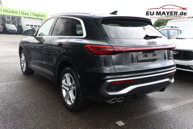 Audi Q5 S line TDI 204 Tech Pano PrivG VirCo+ eHK 19Z 