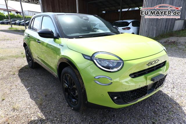Fiat 600 Sport Hybrid Nav SHZ ACC Kam Keyl PDC PrivG 