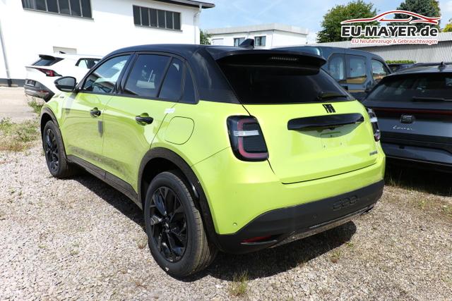 Fiat 600 Sport Hybrid Nav SHZ ACC Kam Keyl PDC PrivG 