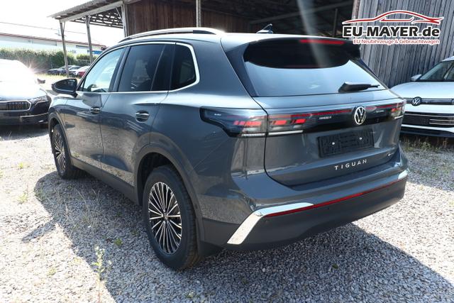 Volkswagen Tiguan Eleg. 4M Nav DCC+ LED+ SHZ eHk KeyL ParkA 