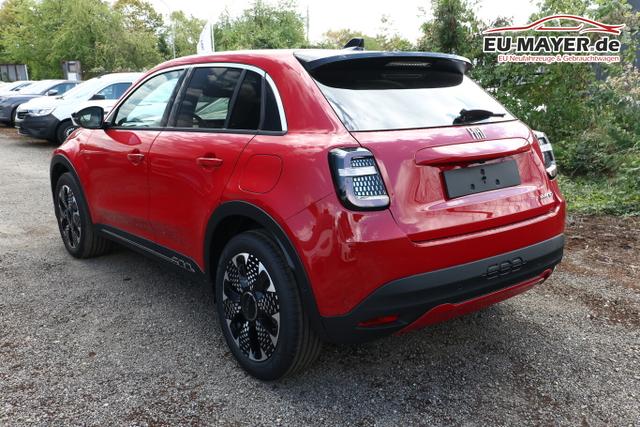Fiat 600 Hybrid La Prima Massage SHZ eHK ACC Nav Kam 