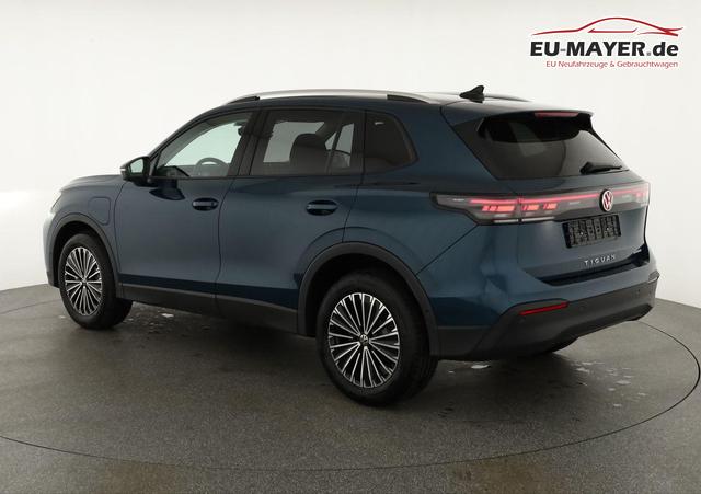 Volkswagen Tiguan 1.5 TSI eHybrid 150 kW Life DSG Life, AHK, IQ.Light, Navi, ParkAssist 
