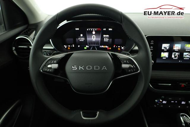 Skoda Fabia Selection 1.0 TSI DSG Selection, 15-Zoll schwarz, Winter, Ladeboden 