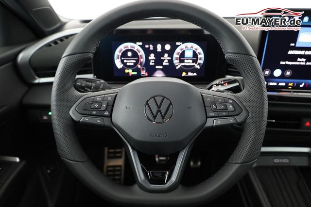 Volkswagen T-Roc 1.5 eTSI 110 kW R-Line DSG Black, AHK, IQ.Light, Kamera, el. Klappe, 19-Zoll 