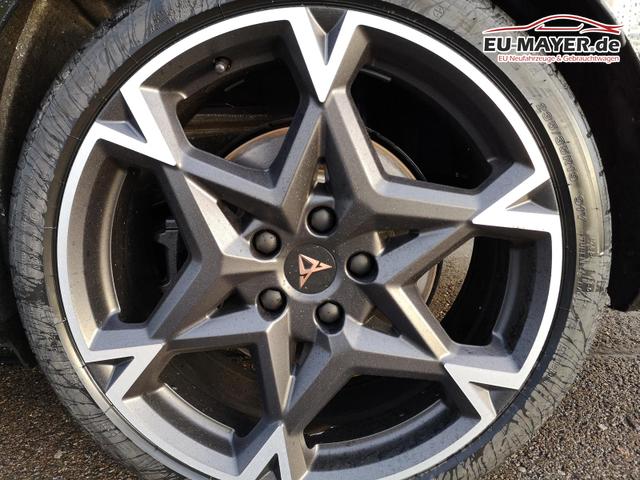 Cupra Leon Sportstourer 2.0 TSI 245 kW 4Drive VZ Kombi 2.0TSI DSG 4x4 ABT AHK GV5 LED el. Hk Pano Navi Sound 