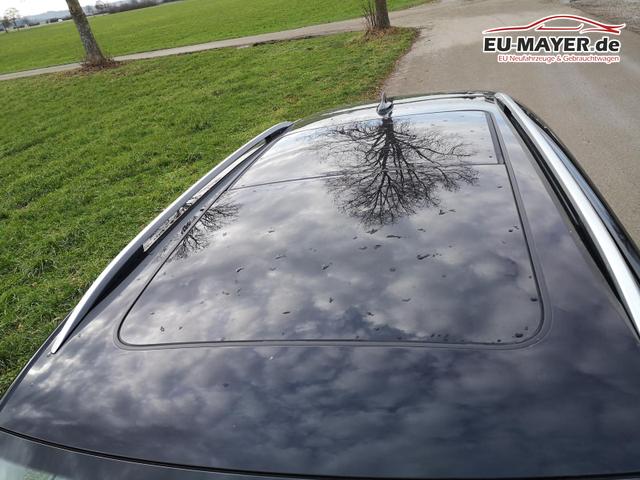 Volkswagen Tiguan 2.0 TDI Life 4x4 Pano IQ LED Head GV5 AHK 360 