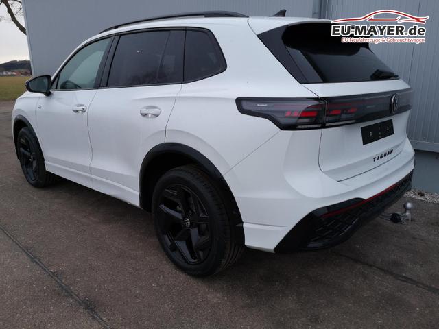 Volkswagen Tiguan 2.0 TDI 110 kW R-Line DSG Head Up Black 360 AHK 