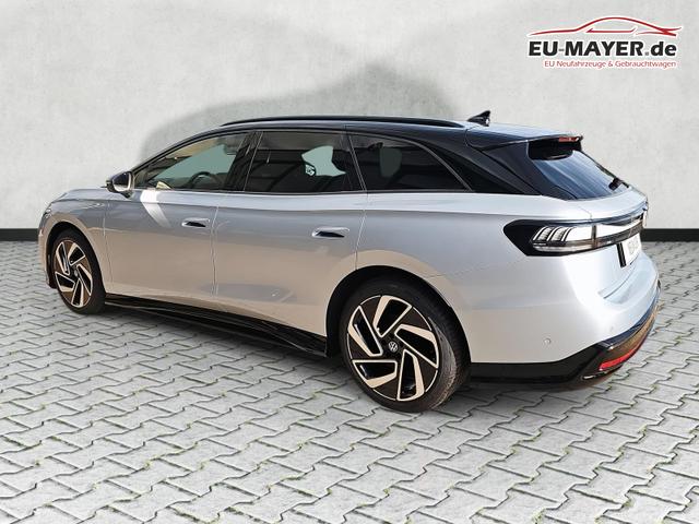 Volkswagen ID.7 Kombi Pro 210 kW Tourer BlackStyle AHK IQdr Intpaket 20Z 