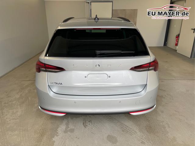 Skoda / Octavia Combi / Silber / / / DSG AHK+Sitzheizung+App Connect