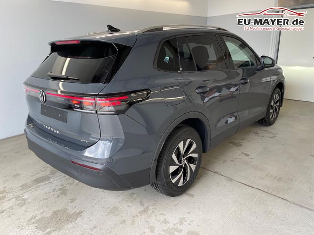 Volkswagen / Tiguan / Grau / / / 150PS DSG 360&deg;Kamera+IQ.Light