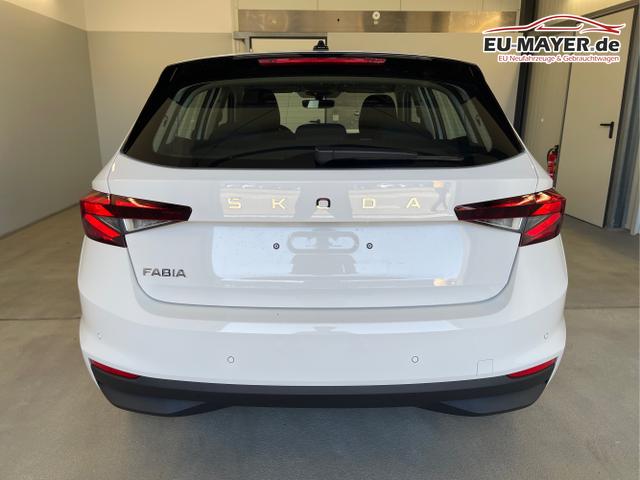 Skoda / Fabia / Wei&szlig; / / / 115PS App Connect