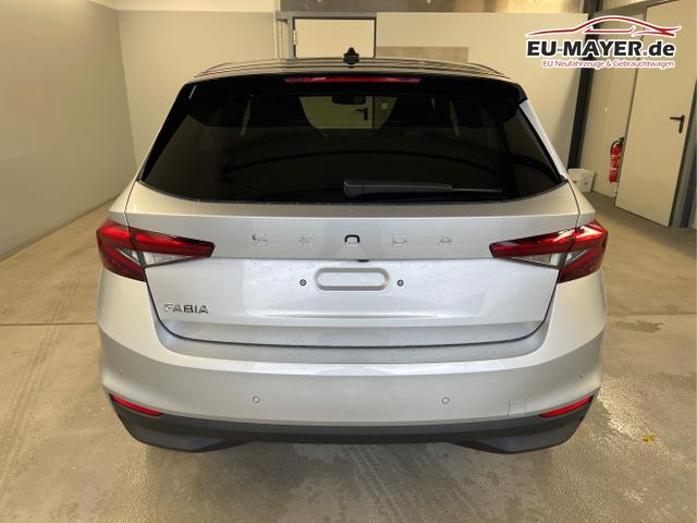 Skoda / Fabia / Blau / / / Selection 115PS DSG Dynamic+Kamera+Kessy+Alu16+Sitzheiz+Climatronic+PDCvo+hi 