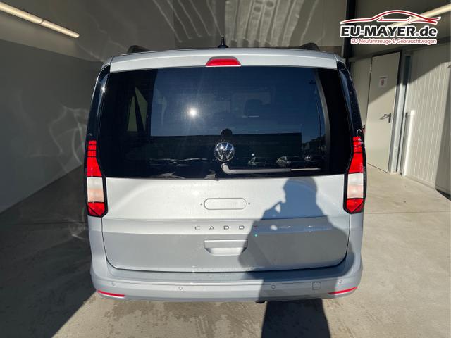 Volkswagen / Caddy / Silber / / / 115PS DSG AHK+7 Sitze+Assistenzpaket