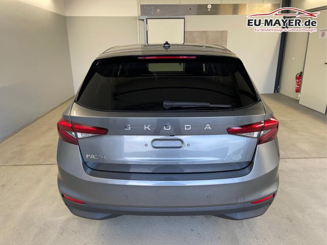 Skoda / Fabia / Grau / / / 115PS Alu+AHK+Kessy+Kamera+GV5