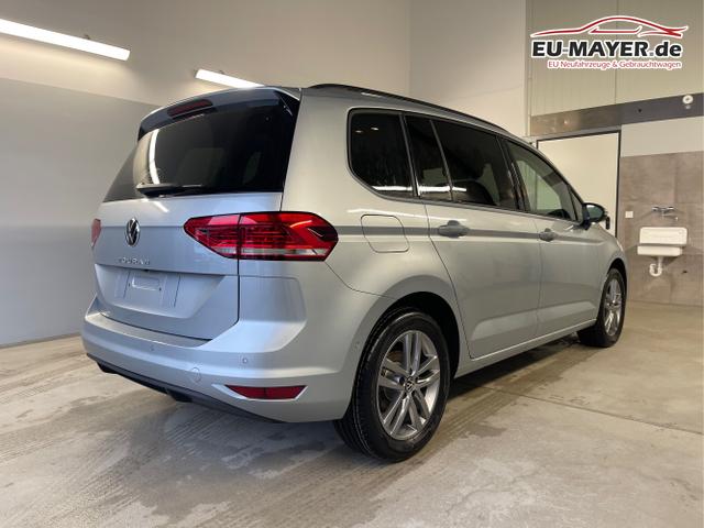 Volkswagen / Touran / Silber / / / 7Si+IQ.Light+TrailerAss+Cam