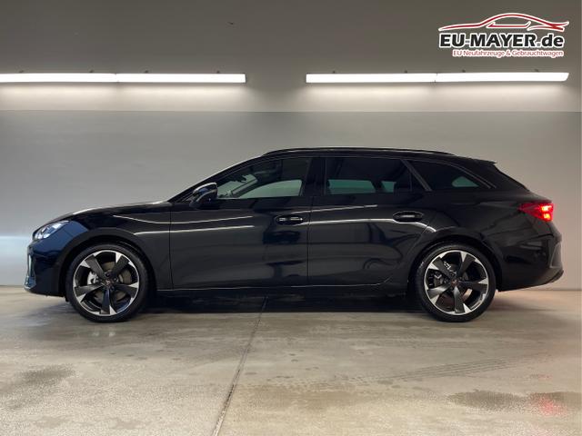Cupra / Leon Sportstourer / Schwarz / / / 150PS TDI DSG AHK+Matrix+Navi+Kessy+Kamera+SideAssist+Sitzheiz+Alu18