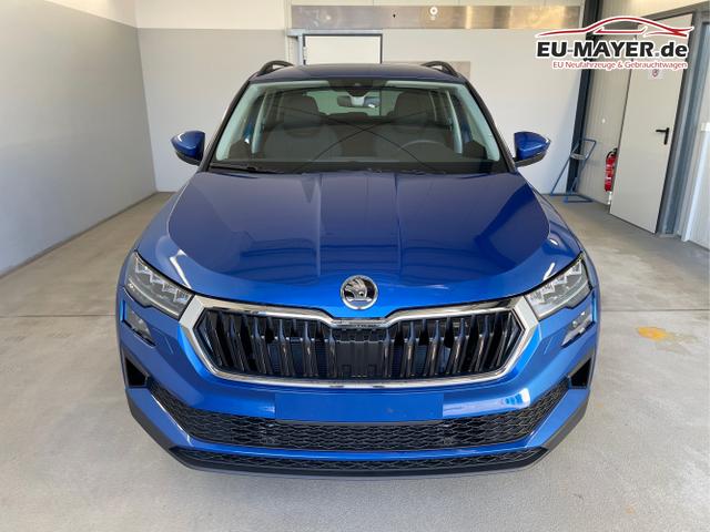 Skoda / Karoq / Blau / / / 150PS DSG AHK+Kamera+ACC+Kessy+Kamera+ParkPilot vo+hi+App