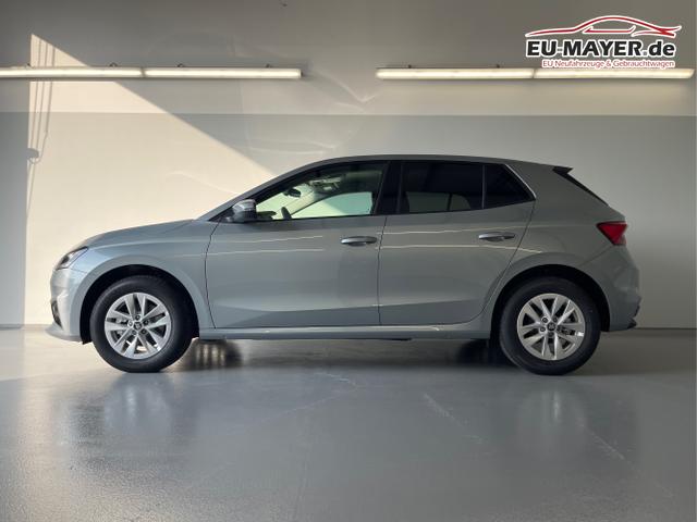 Skoda / Fabia / Silber / / / 115PS DSG GV5+AHK+Alu+Kessy+Climatronic+Sitzheiz+Kamera+Sunset