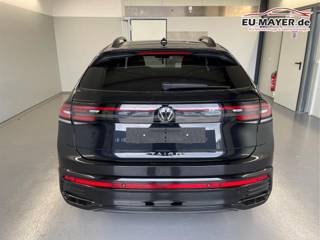 Volkswagen / Taigo / Schwarz / / / 150PS DSG Black Style+AHK
