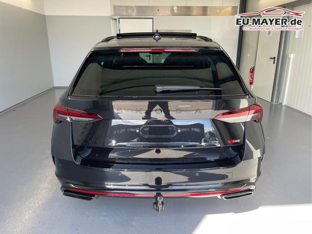 Skoda / Octavia Combi / Schwarz / / / 265PS DSG HUD+Pano+360&deg;+DCC+AHK+CANTON+Matrix+Alu19+eHeck+GV4