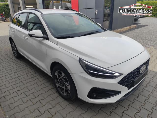 Hyundai i30 Kombi Smart SW Family*Navi*LED*Shzg*Lhzg*PDC*Cam*16Zoll* 