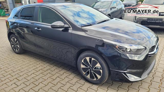 Kia Ceed Gold Gold*LED*Navi*Shzg*Lhzg*PDC*Cam*16Zoll* 