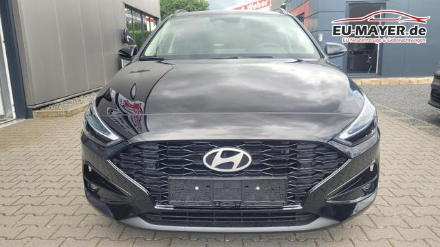 Hyundai i30 Kombi Smart SW Family*LED*Navi*Shzg*Lhzg*PDC*Cam*16Zoll* 