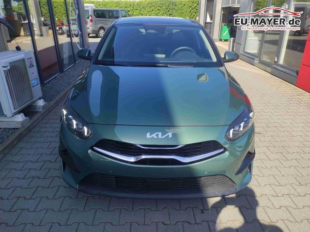 Kia Ceed Platinum AT*LED*Navi*Shzg*PDCv+h*Cam*SD*17" 