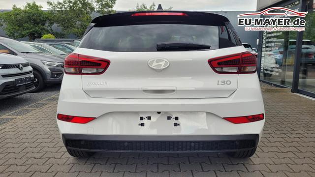 Hyundai i30 Familiy HB Family*Navi*LED*Shzg*Lhzg*PDC*Cam*16Zoll* 