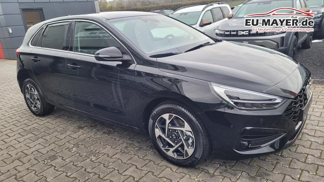 Hyundai i30 Family HB Family*Navi*LED*Shzg*Lhzg*PDC*Cam*Keyless 