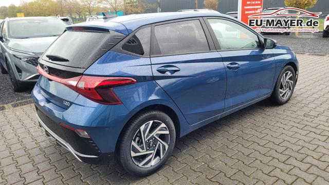Hyundai i20 Family Family*Navi*Shzg*Lhzg*PDC*Cam*16Zoll*ACA* 