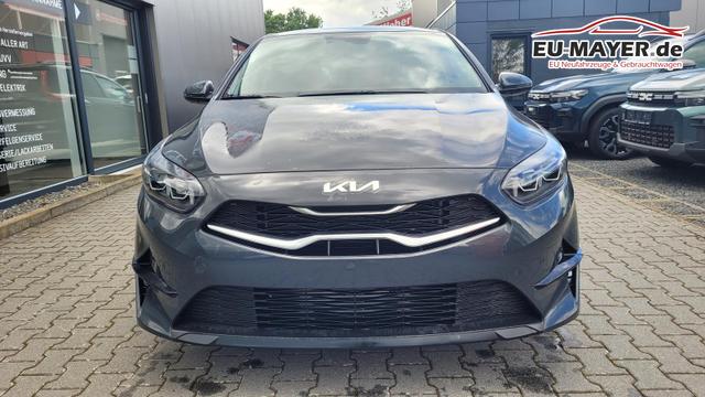 Kia Ceed Gold 1.5 AT*LED*Navi*Shzg*Lhzg*PDC*Cam*17Zoll* 