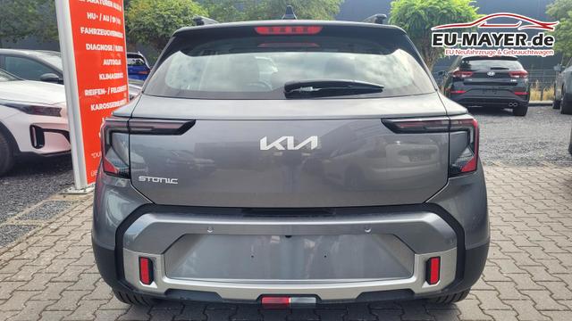 Kia Stonic Silver AT*Navi*Shzg*Lhzg*PDCv+h*Cam*16Zoll*LED 