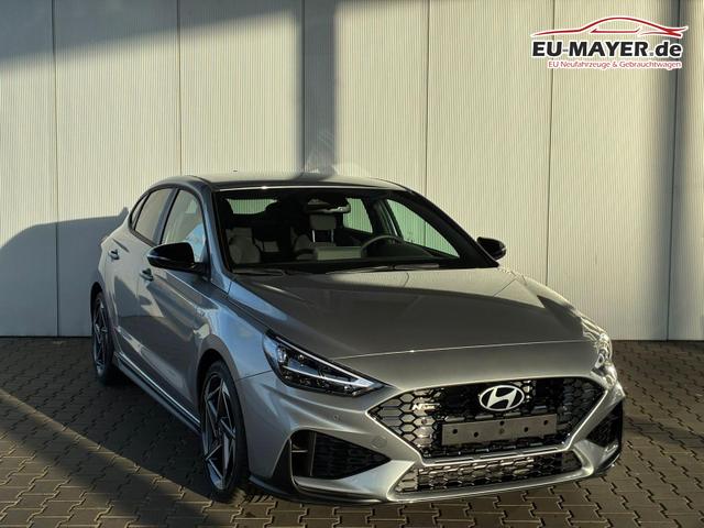 Hyundai i30 Fastback N-Line 1.5 T-GDI 7-DCT / ACC Sitz + Lenkradheizung LED PDC V&H Kamera Alu 18" 
