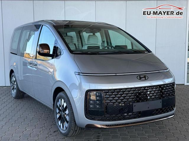 Hyundai Staria Luxury 1.6 T-GDi HEV 2WD 7-Sitzer / ACC 360&deg; Kam. Pano 4x Shz Elek. Klappe + Schiebet&uuml;r 