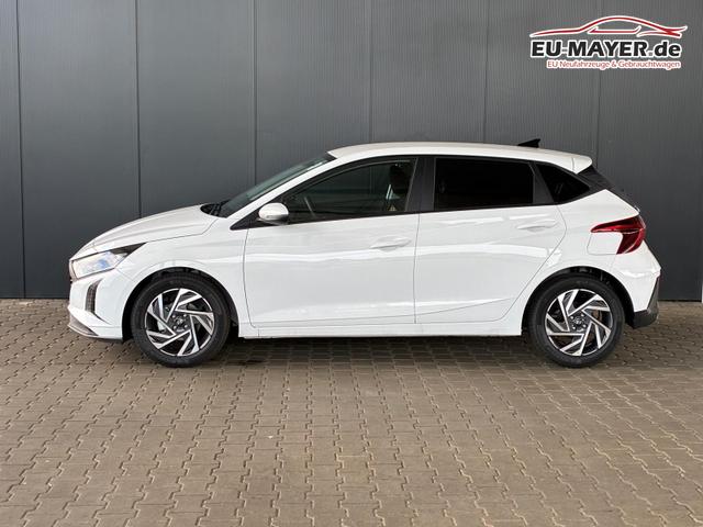 Hyundai i20 Pure 1.2 MPI / Navi PDC Hinten + Kamera Abgedunkelte Scheiben Tempomat Alu 16" 