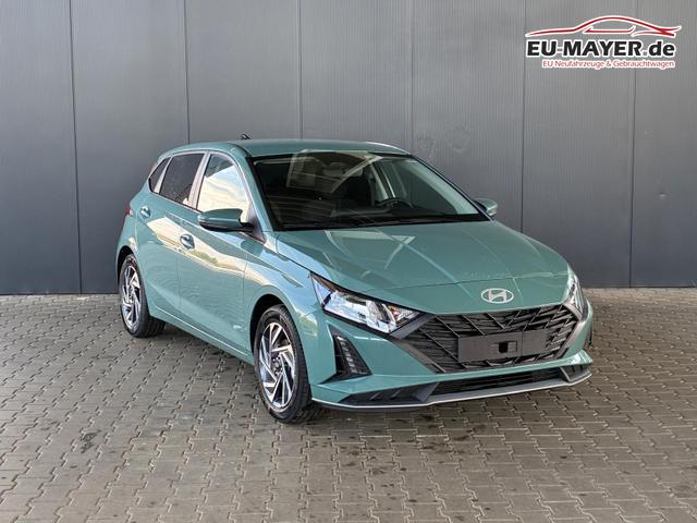 Hyundai i20 Pure 1.2 MPI / Navi PDC Hinten + Kamera Abgedunkelte Scheiben Tempomat Alu 16" 