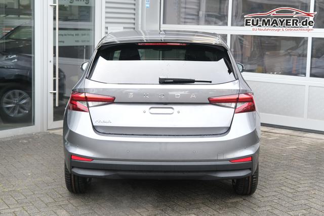 Skoda Fabia Selection 1.0 TSI LED Kamera App-Navi PDC v+h Winterpaket 