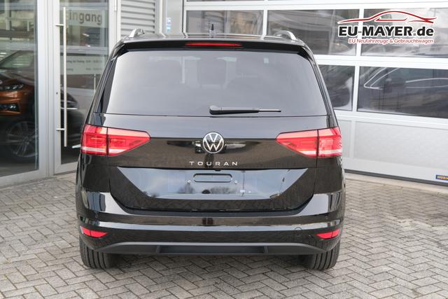 VW Touran 1.5 TSI DSG Grenadilschwarz 