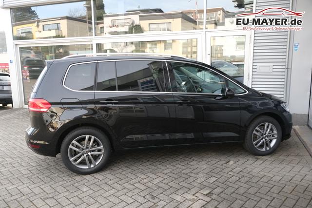 VW Touran 1.5 TSI DSG Grenadilschwarz 