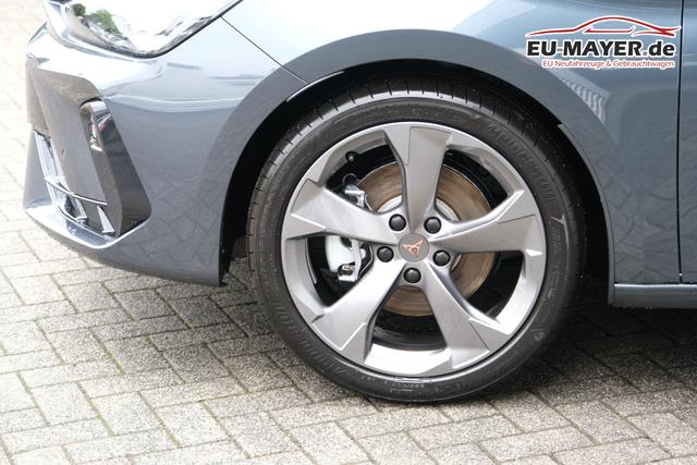 Cupra Leon Sportstourer SP 2.0 TSI DSG 4Drive Sennheiser AHK LED 