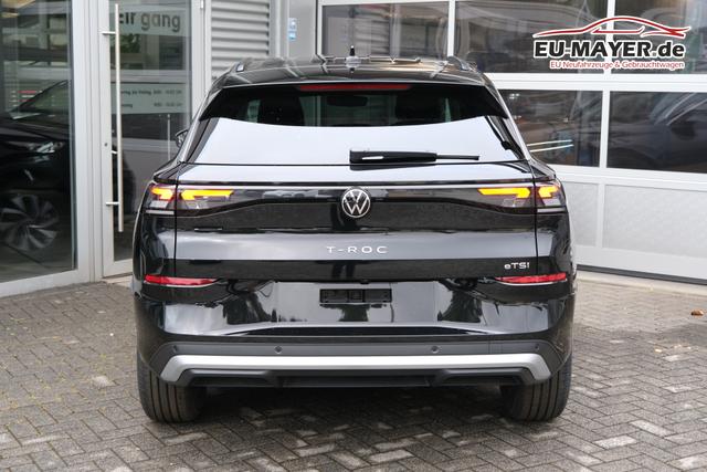 VW T-Roc Life Grenadillschwarz 