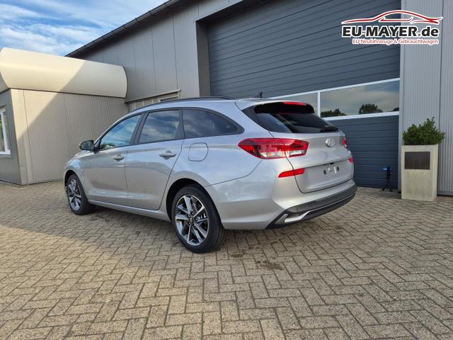 Hyundai i30 Kombi 1.5 T-GDI 95PS Sitzheizung Lenkradheizung Klimaautomatik Tempomat Navi Apple CarPlay + Android Auto PDC v+h R&uuml;ckf.Kamera 17-LM 