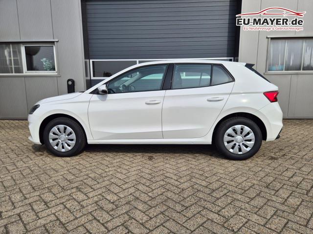 Skoda Fabia 1.0 TSI 95PS Selection 5-t&uuml;rig R&uuml;ckf.Kamera Parksensoren Sitzheizung Multifunktionslenkrad Klima Skoda-Radio Bluetooth Touchscreen Tempomat Nebelsch. Apple CarPlay + Android Auto 