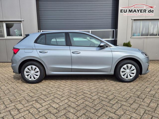 Skoda Fabia 1.0 TSI 95PS Selection 5-t&uuml;rig R&uuml;ckf.Kamera Parksensoren Sitzheizung Multifunktionslenkrad Klima Skoda-Radio Bluetooth Touchscreen Tempomat Nebelsch. Apple CarPlay + Android Auto 