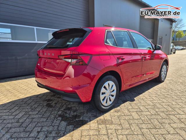 Skoda Fabia 1.0 TSI 95PS Selection 5-t&uuml;rig R&uuml;ckf.Kamera Parksensoren Sitzheizung Multifunktionslenkrad Klima Skoda-Radio Bluetooth Touchscreen Tempomat Nebelsch. Apple CarPlay + Android Auto 